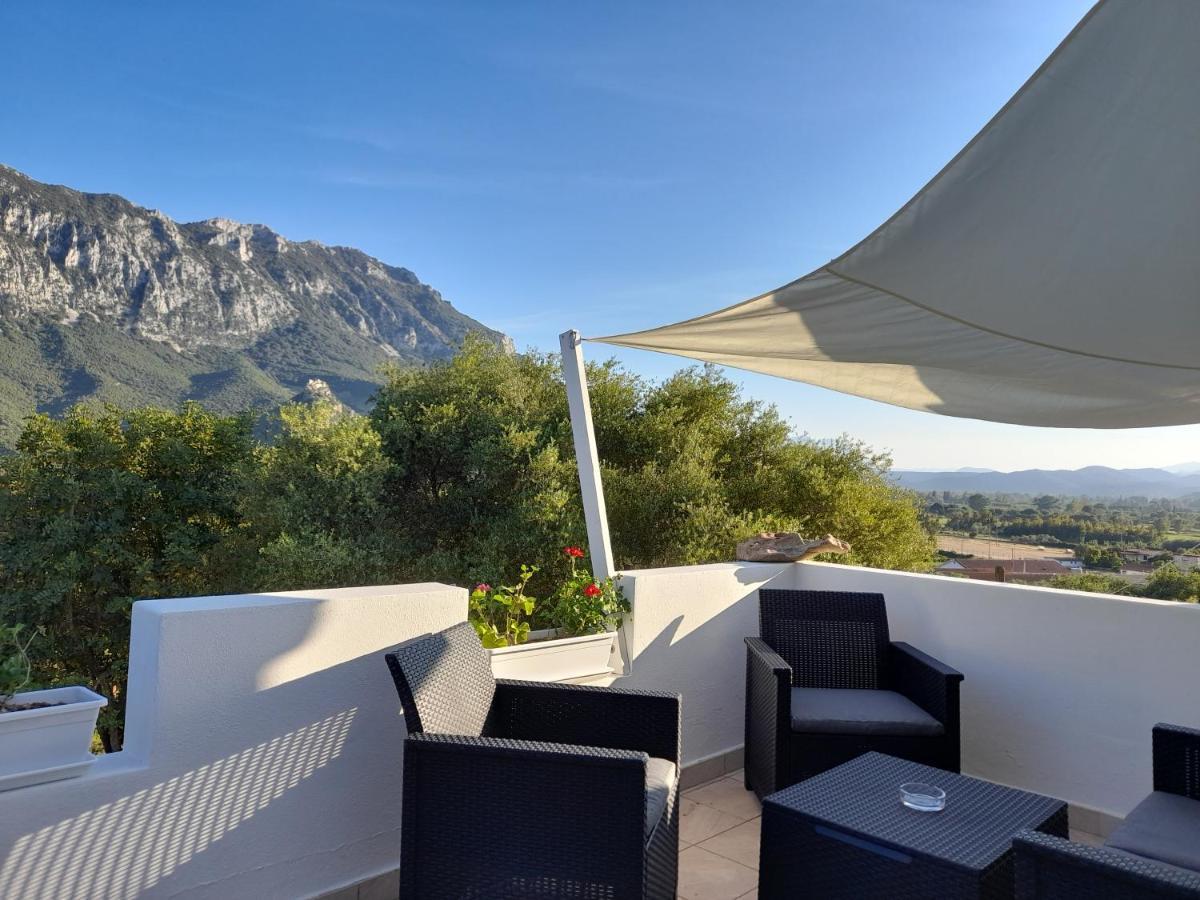 Agriturismo Palas De Serra Country Resort Onifai Экстерьер фото