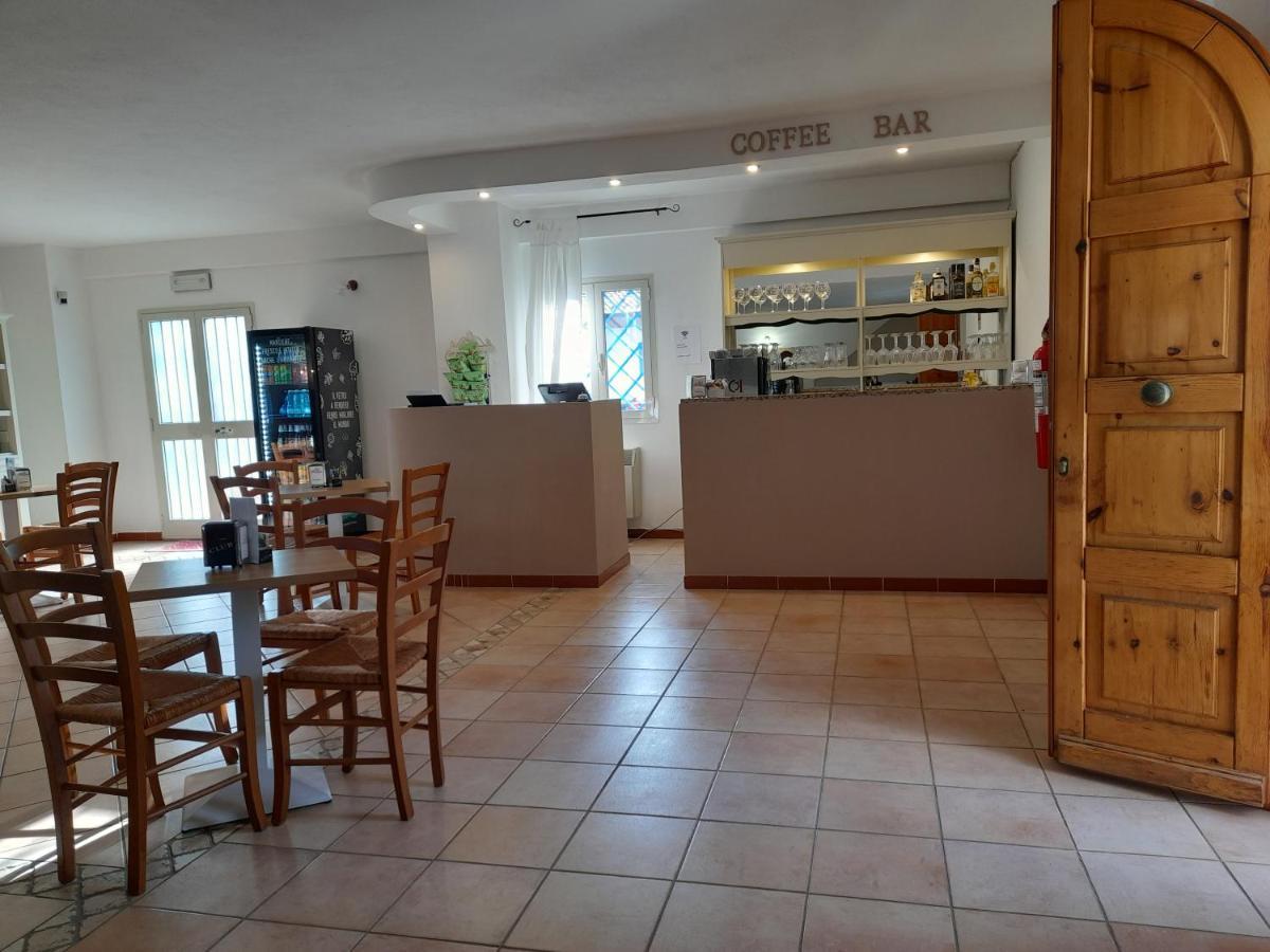 Agriturismo Palas De Serra Country Resort Onifai Экстерьер фото
