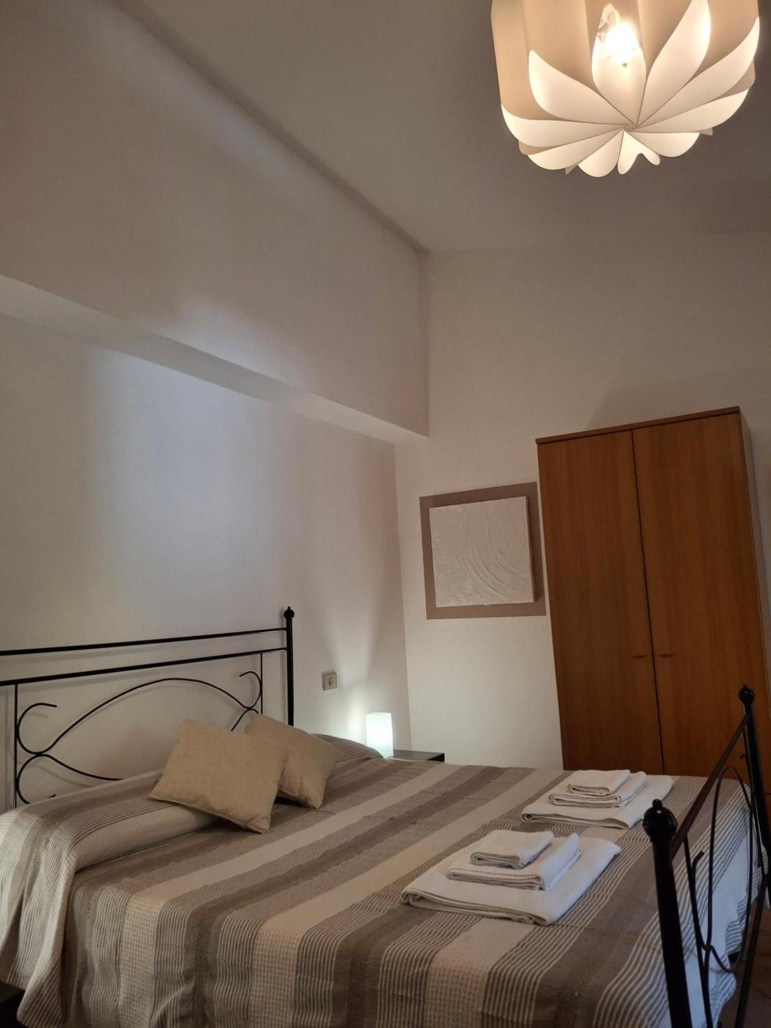 Agriturismo Palas De Serra Country Resort Onifai Экстерьер фото